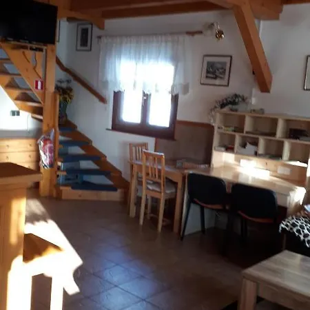 Farm stay Tourist Farm Znidarjevi