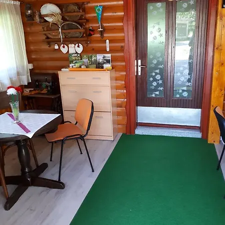 Gospodarstwo agroturystyczne Tourist Farm Znidarjevi Kozljek