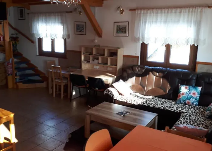 Tourist Farm Znidarjevi Gospodarstwo agroturystyczne Kozljek